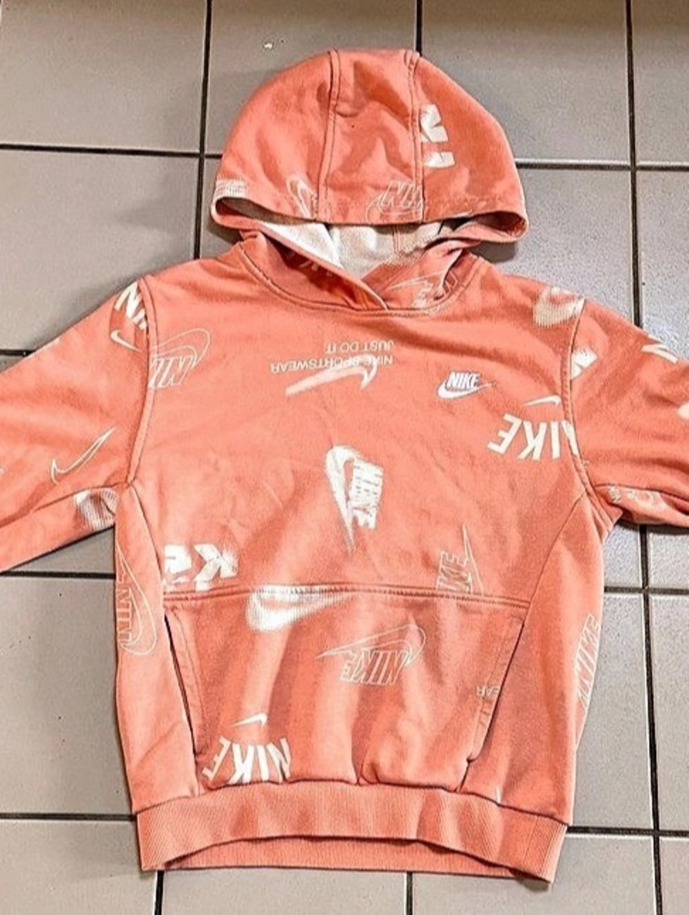 Nike Graphic Hoodie Boys Large Like New
